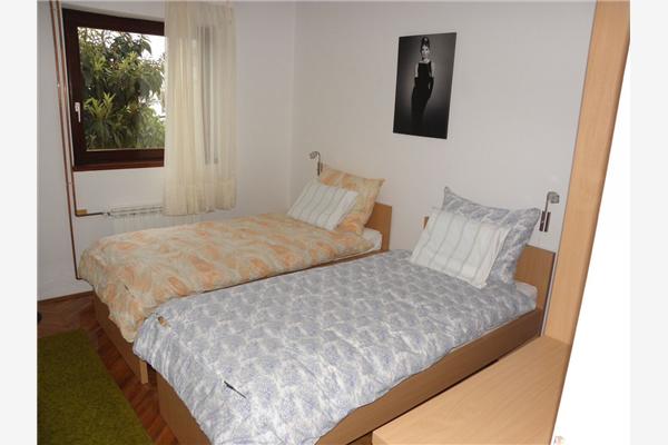 Apartment A2, for 5 persons