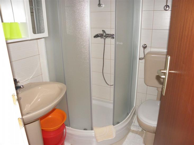 Apartment A2, for 5 persons