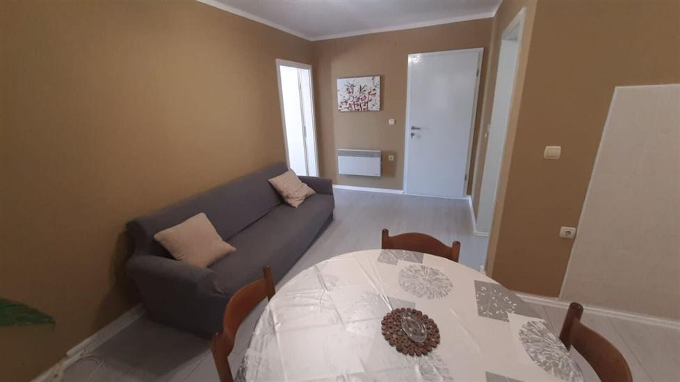 Apartment A1, for 3 persons