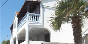 Apartment - Jezera - island Murter