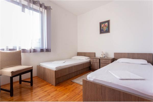 House K1, for 5 persons