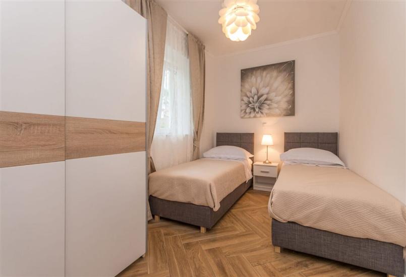 Apartment A1, for 4 persons
