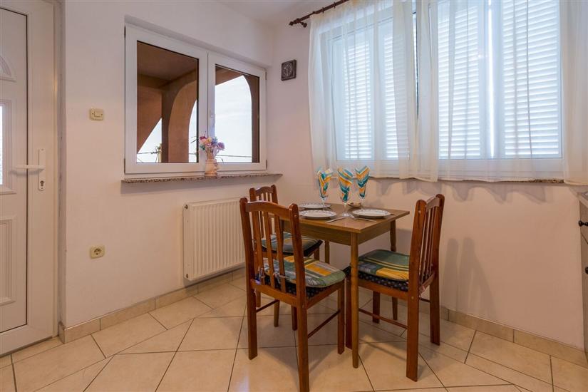 Apartment A2, for 3 persons
