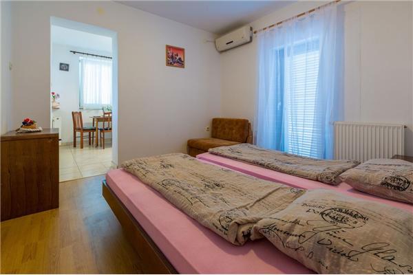 Apartment A2, for 3 persons