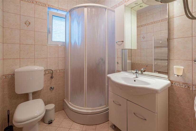 Apartment A2, for 3 persons