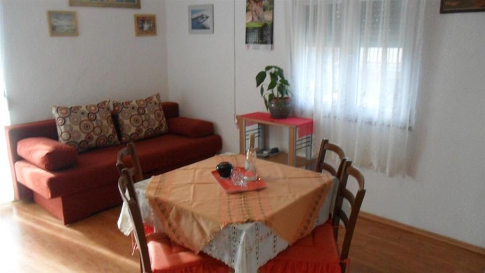 Apartment A1, for 3 persons