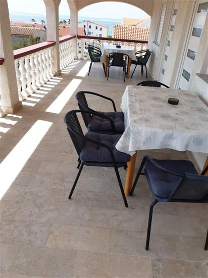 Apartment A4, for 5 persons