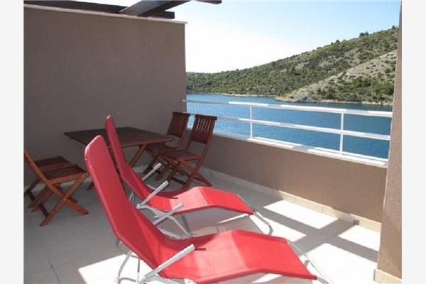 Apartment A2, for 4 persons