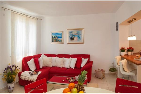 House K1, for 10 persons