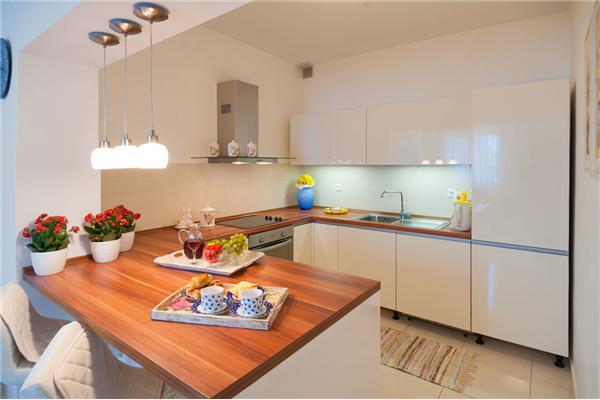 House K1, for 10 persons