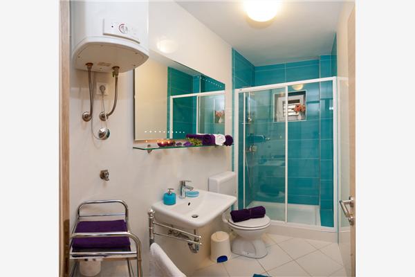 House K1, for 10 persons