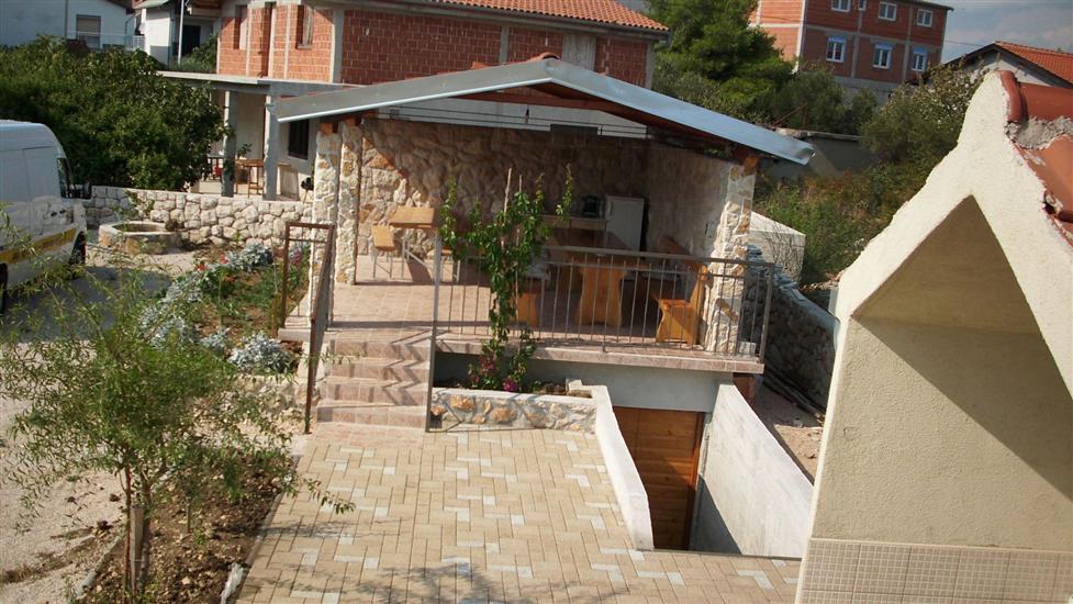 Апартамент Anna