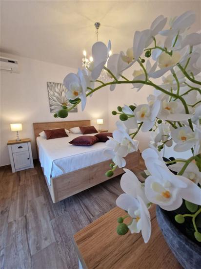 Apartment A1, for 2 persons