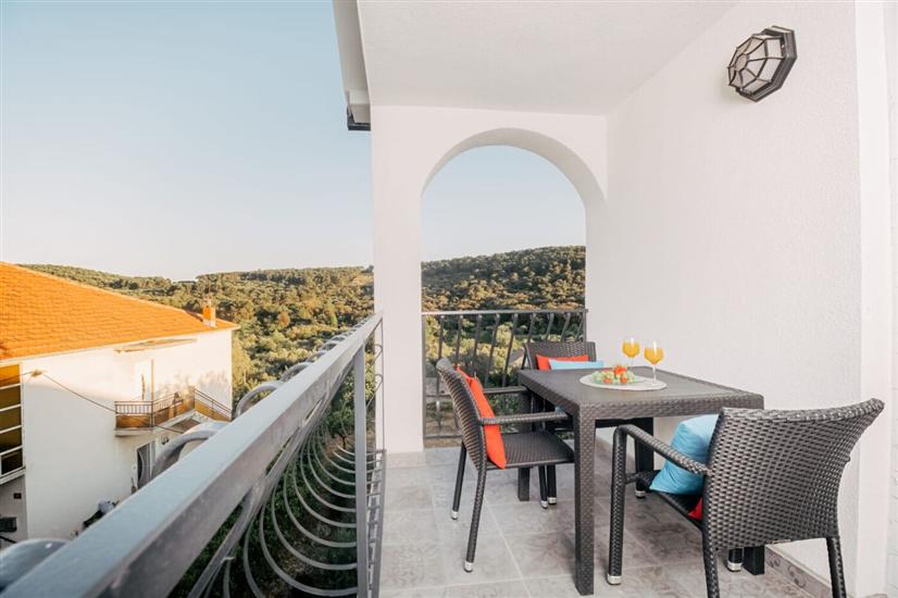 Apartment A5, for 4 persons