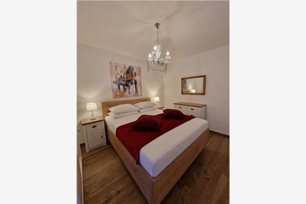 Apartment A6, for 6 persons