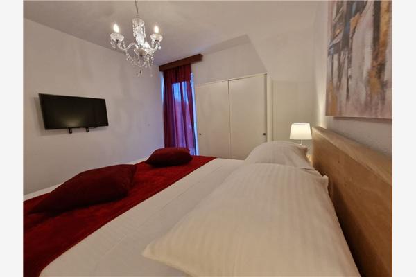 Apartment A6, for 6 persons