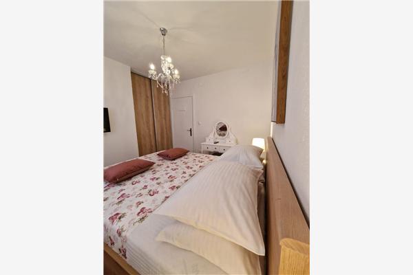 Apartment A6, for 6 persons