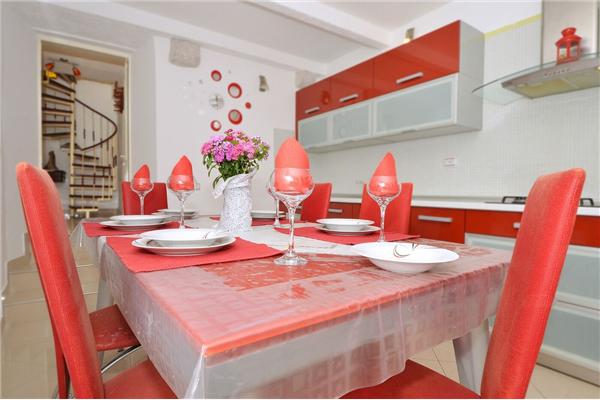 Apartment A1, for 5 persons