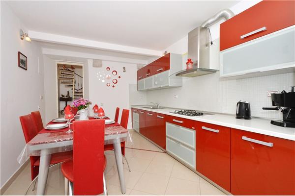 Apartment A1, for 5 persons