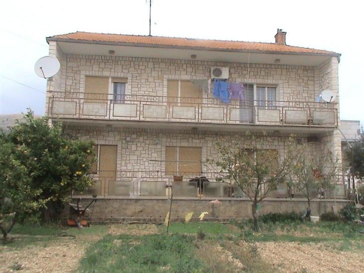 Apartment Ivy