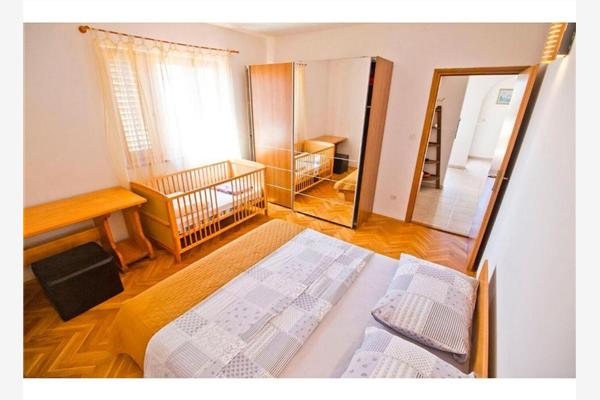 Apartment A1, for 8 persons