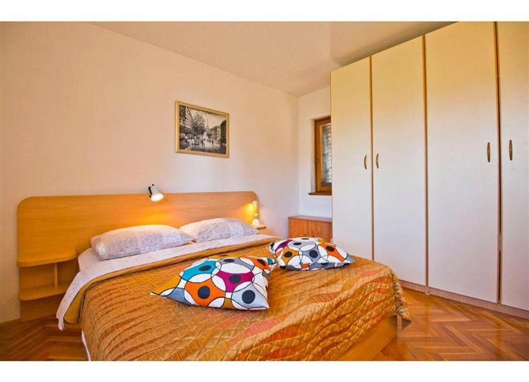 Apartment A1, for 8 persons