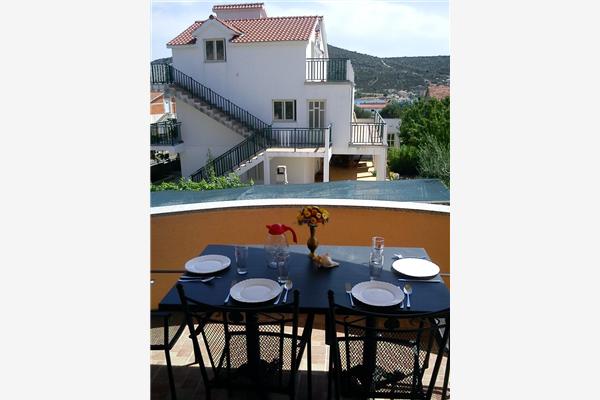 Apartment A2, for 4 persons