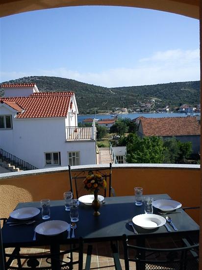 Apartment A4, for 4 persons