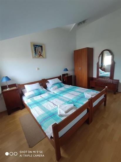 Apartment A4, for 4 persons