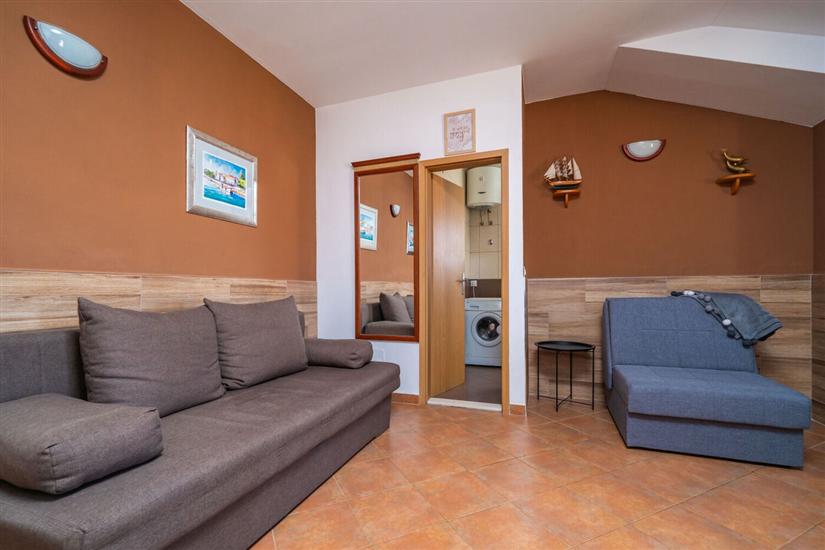 Apartment A1, for 5 persons