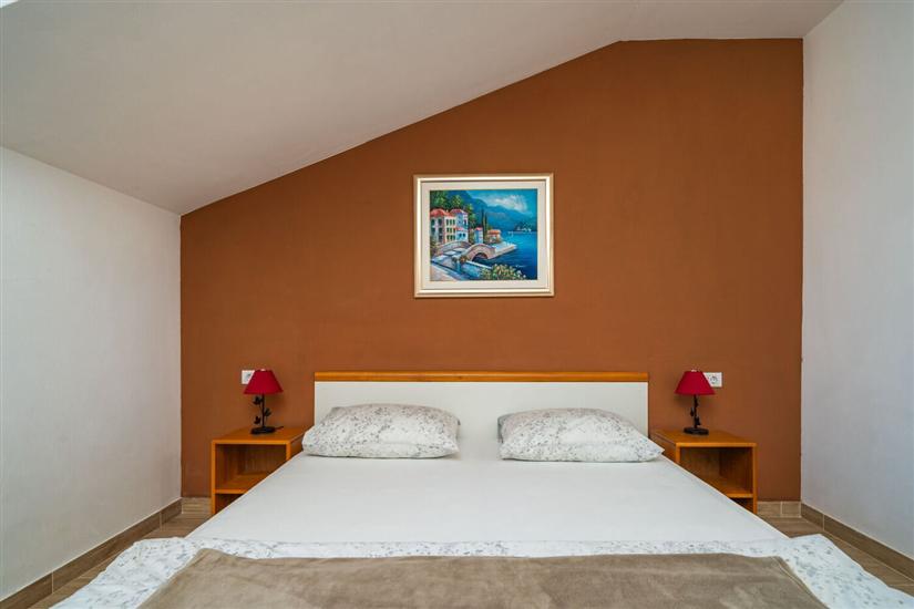 Apartment A2, for 3 persons