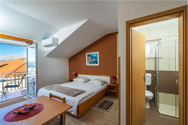 Apartment A2, for 3 persons