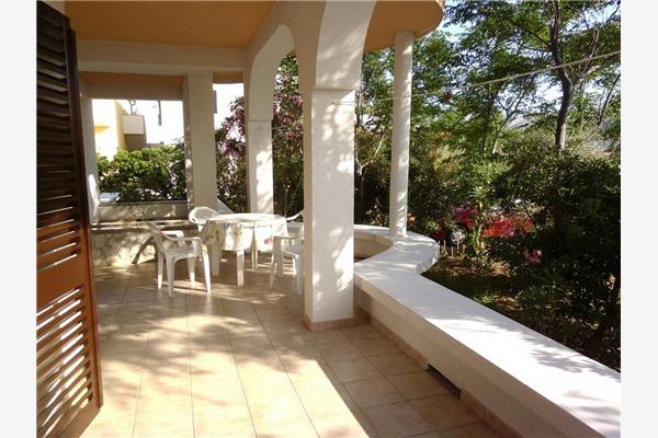 Apartment A1, for 5 persons