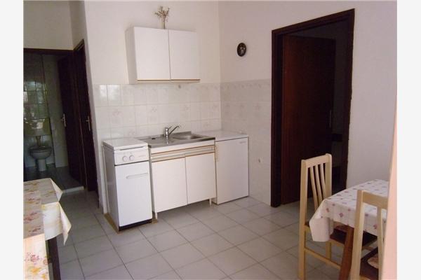 Apartment A1, for 5 persons