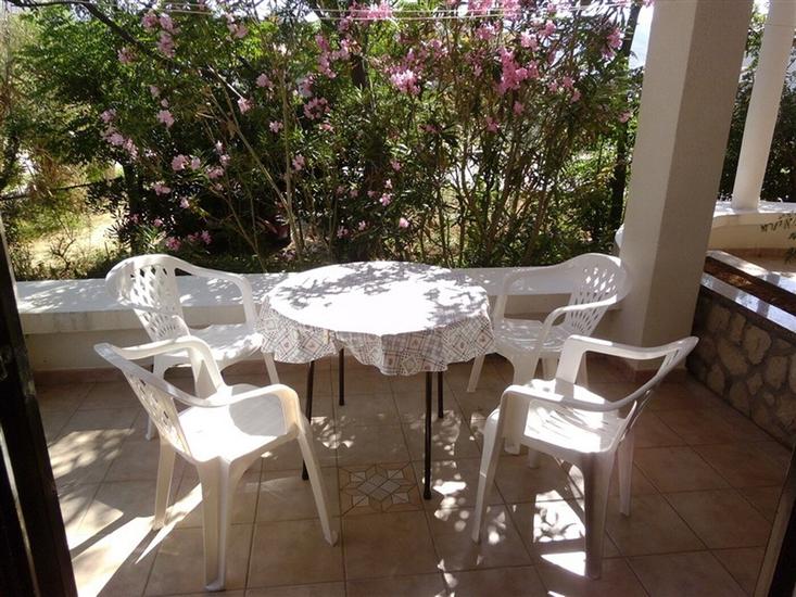 Apartment A2, for 5 persons