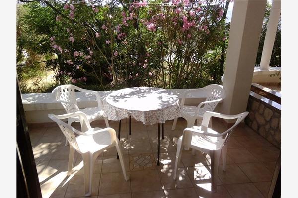 Apartment A2, for 5 persons