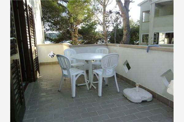 Apartment A2, for 5 persons