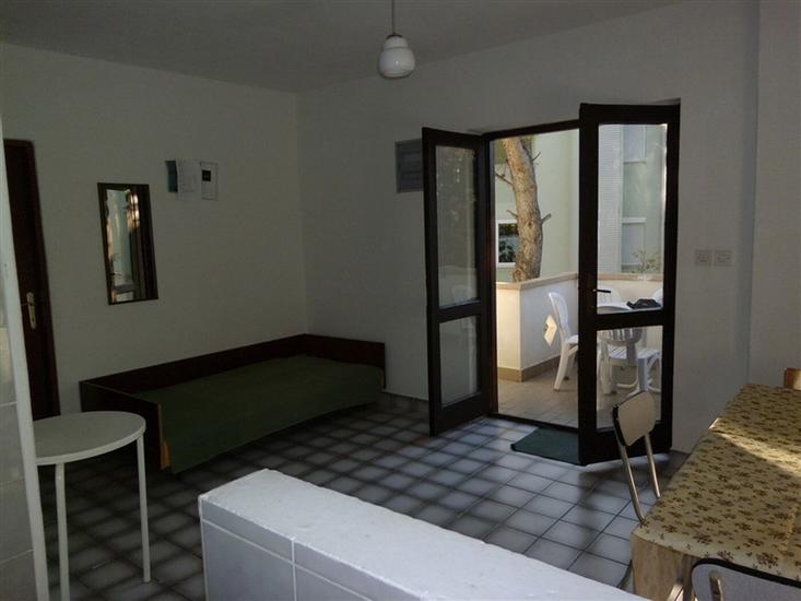 Apartment A2, for 5 persons