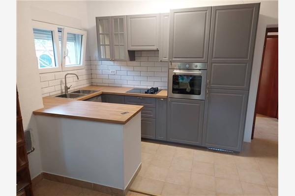 Apartment A1, for 9 persons