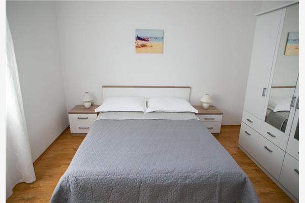 Apartment A1, for 9 persons