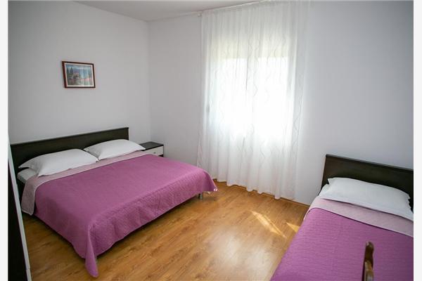 Apartment A1, for 9 persons
