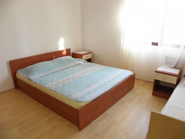 Apartment A4, for 3 persons