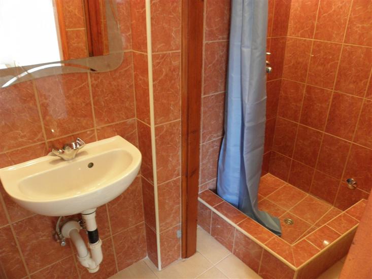 Apartment A4, for 3 persons