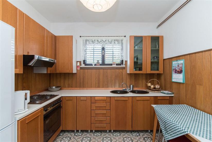 Apartment A1, for 6 persons