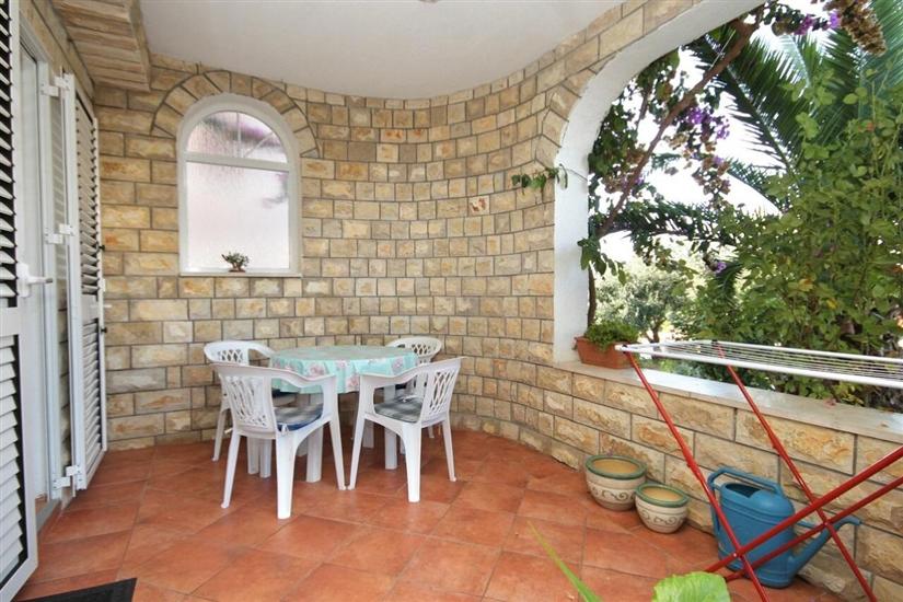 Apartment A4, for 3 persons