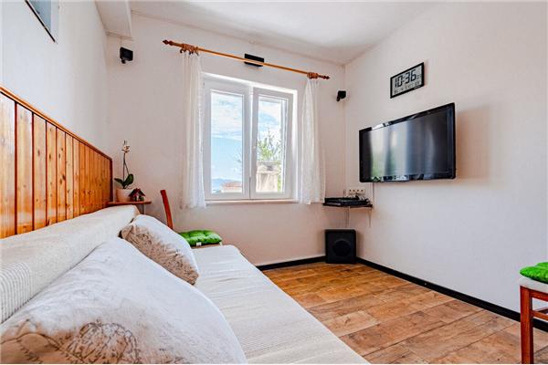 Apartment A1, for 6 persons