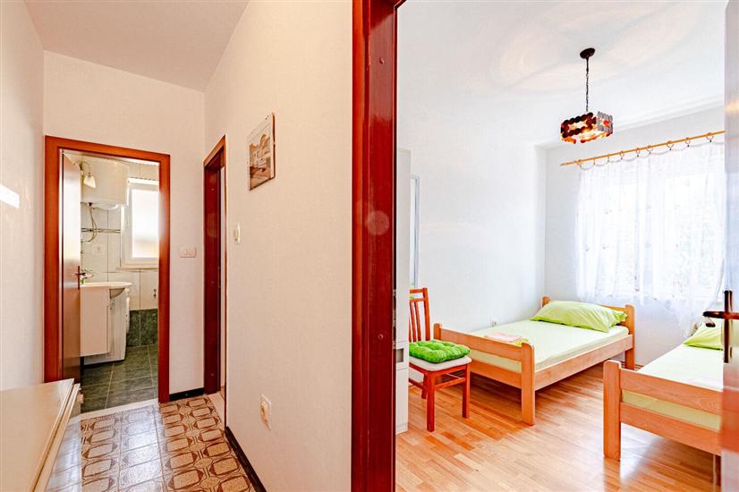 Apartment A1, for 6 persons