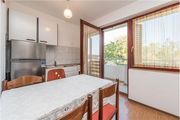 Apartment A3, for 5 persons