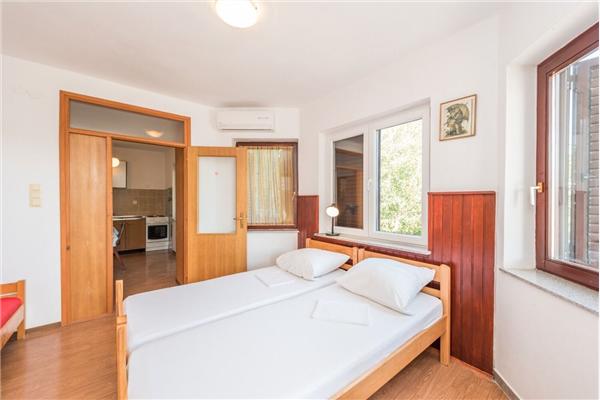 Apartment A3, for 5 persons