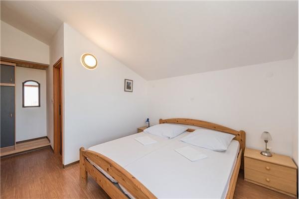 Apartment A3, for 5 persons